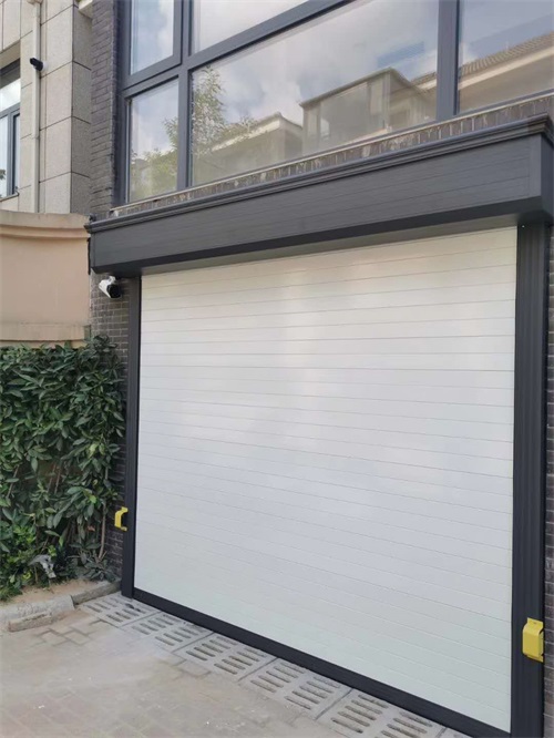 車庫(kù)電動(dòng)門落不到底怎樣調(diào)整