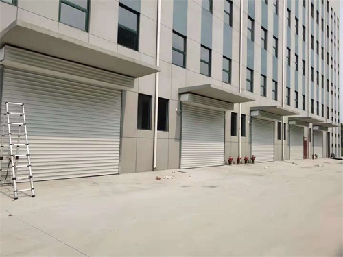 防火卷簾門脫軌了怎么還原？