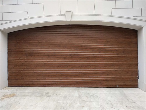 自動卷簾門的升降+-怎么調呢？