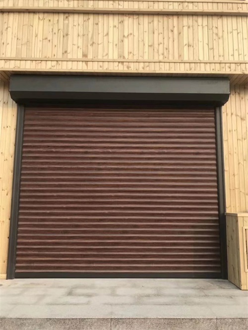 電動卷簾門具有許多無可比擬的優(yōu)點(diǎn)！